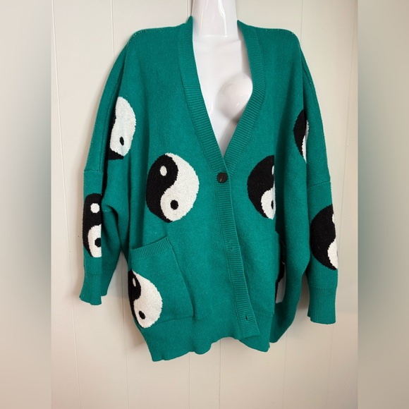 Dressed in LaLa Main Character Energy Yin Yang Cardigan - Picture 5 of 8